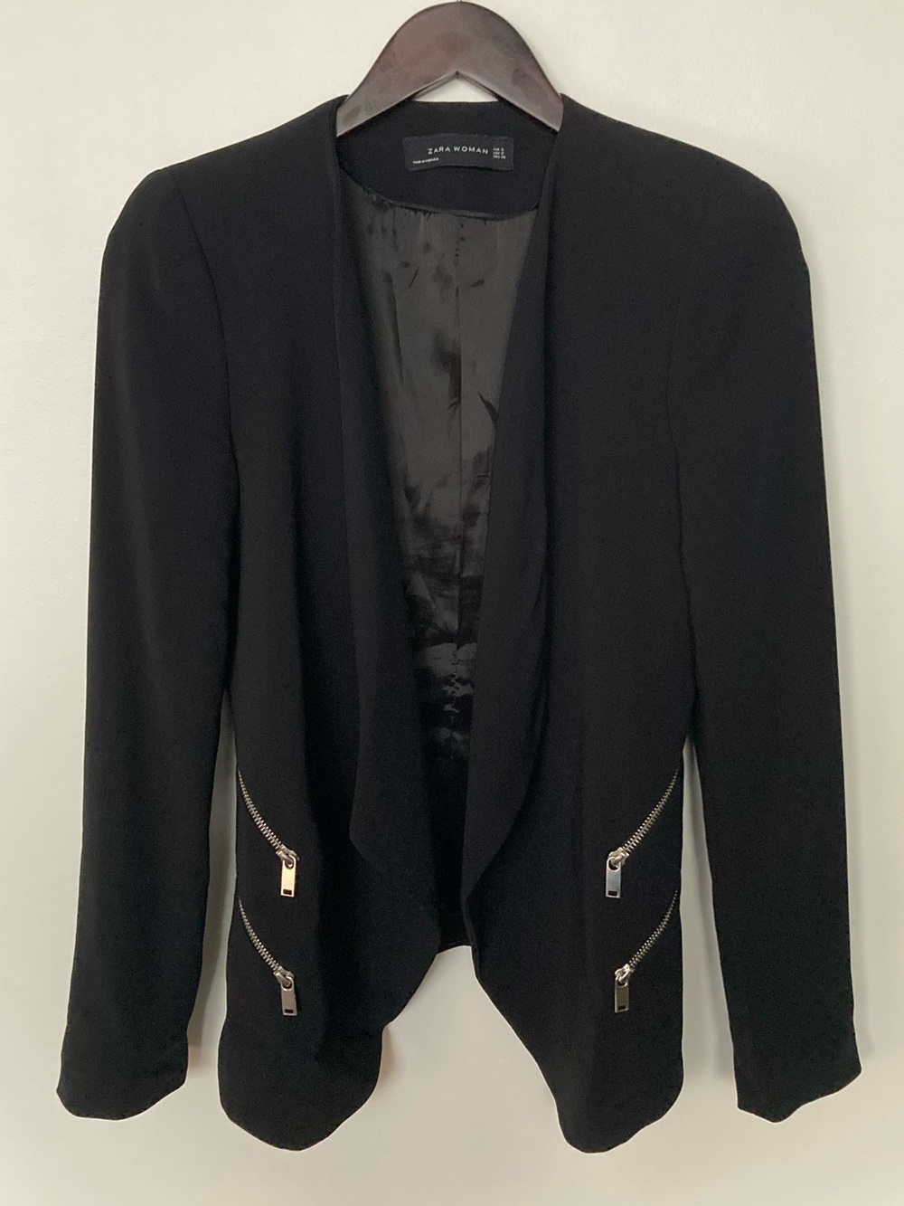 Zara Black Open-Front Blazer with Silver Zipper Accents